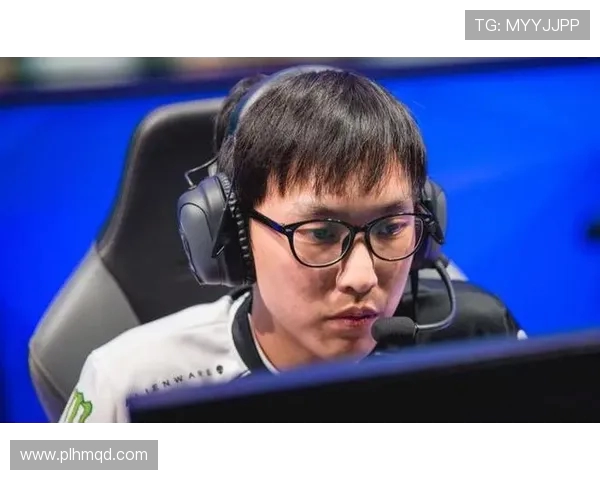 全球挑战赛分析:JDG团队协作能力的突出表现与战术配合探讨